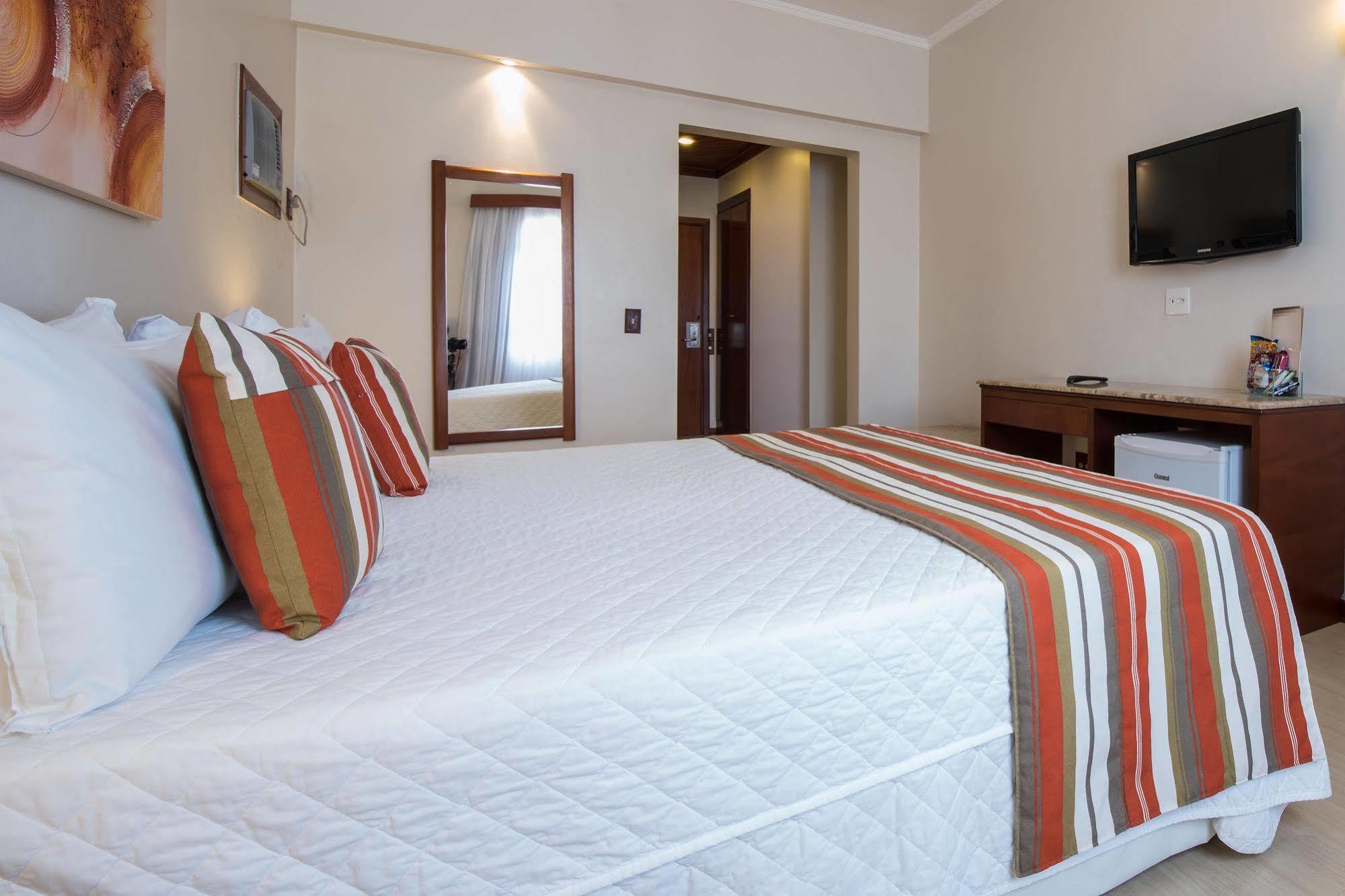 Hotel Carlton Plaza Poços de Caldas Exteriér fotografie